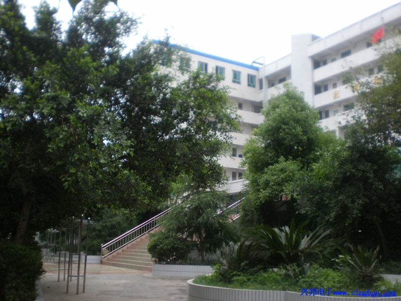 仪陇县南图实验学校公厕厕所节水器