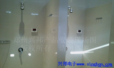 红外感应IC卡水控机在武汉市刘勇国际健身会安装现场