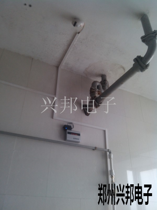 解放军信息工程大学沟槽厕所节水器安装