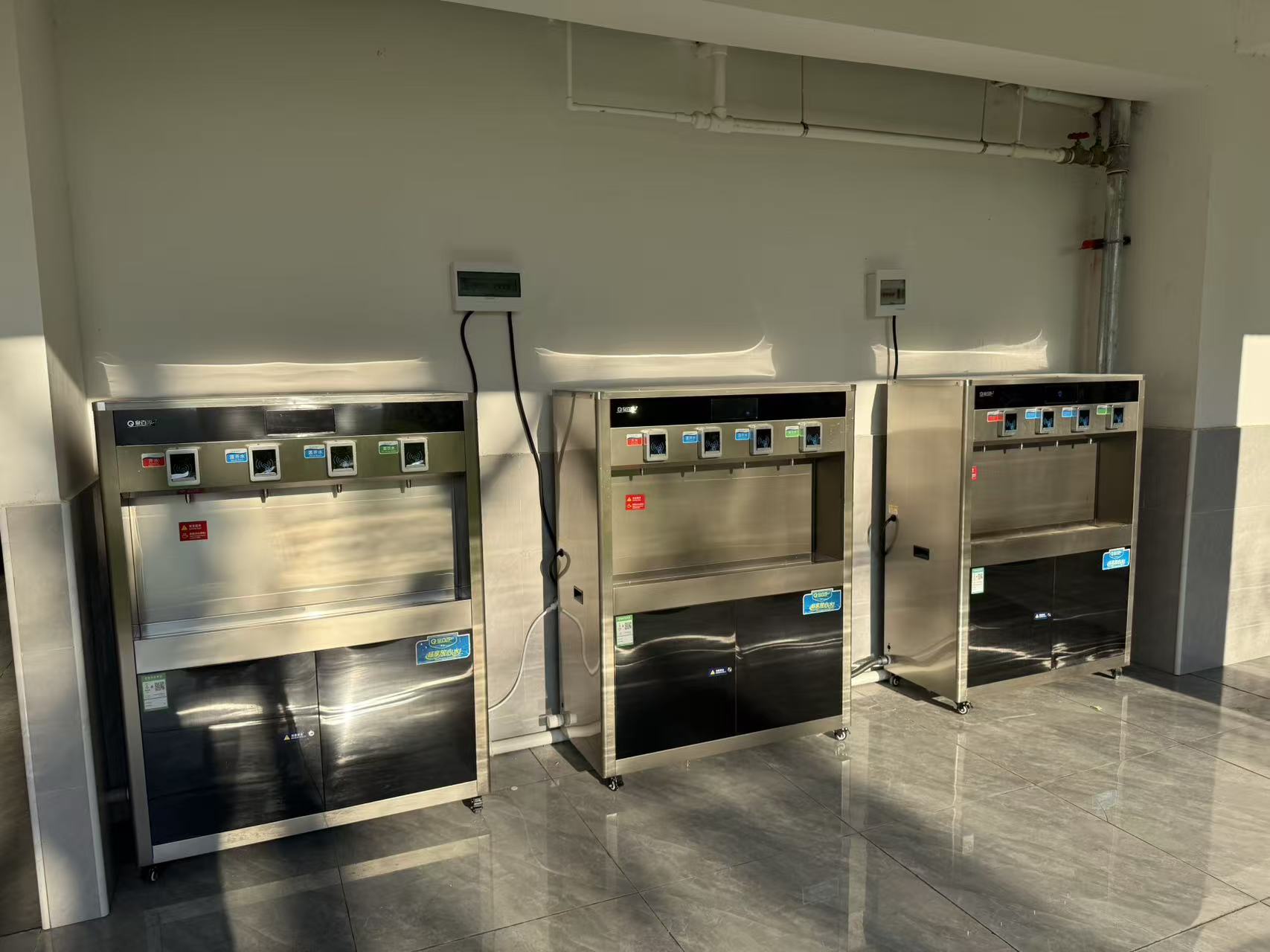 1776162202439322.jpg IC卡直饮水机.jpg